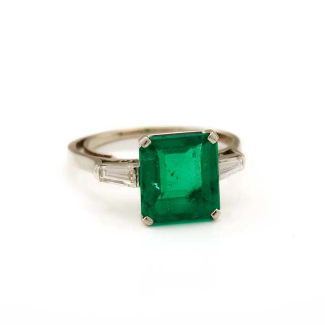 Birks Platinum and Emerald Ring
