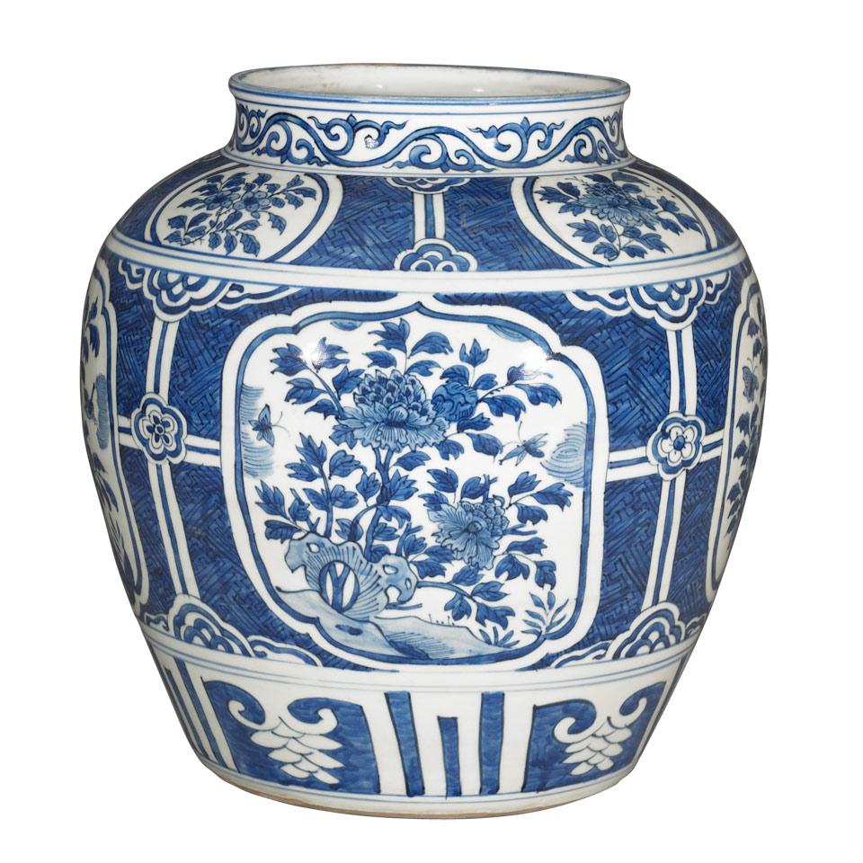 Blue and White Guan, Wanli Mark, 19th Century or Earlier  