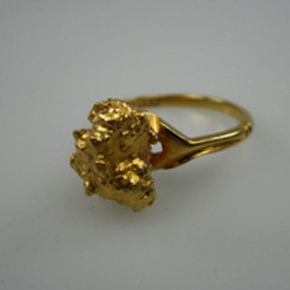 18k Yellow Gold Nugget Ring