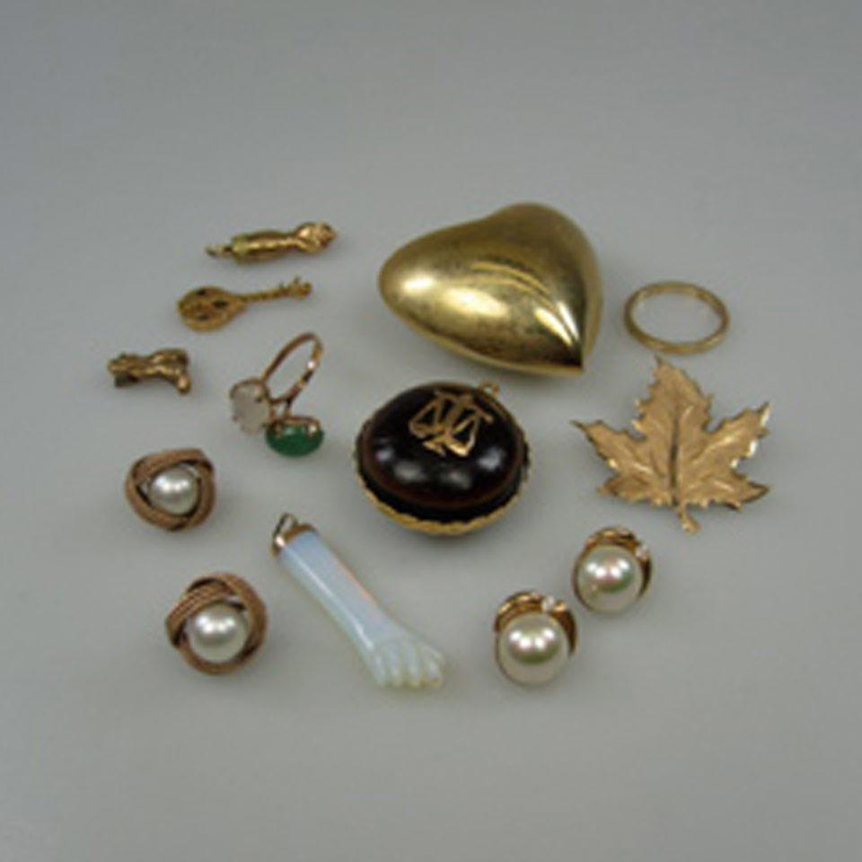 Small Quantity Of Gold And Gold-Filled Jewellery